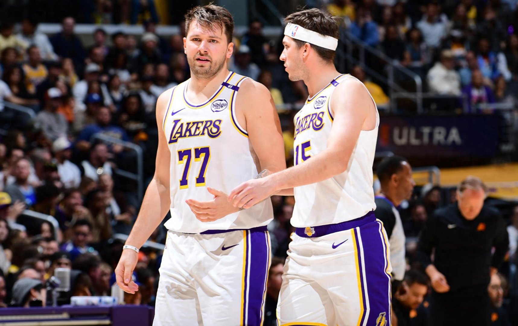 金年会体育入口关于国际比赛日密尔沃基雄鹿备战NBA常规赛尼斯今夜门线救险，网友：今晚圣安东尼奥马刺官宣签约的信息